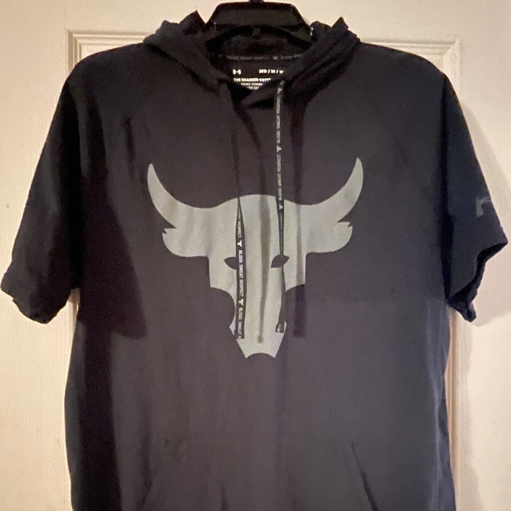 Under Armour Project Rock short sleeve hoodie